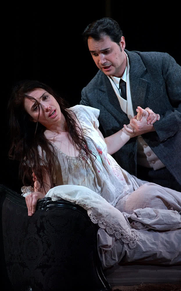 Ermonela Jaho y Francesco Demuro en La traviata. (Foto: Javier del Real / TR )