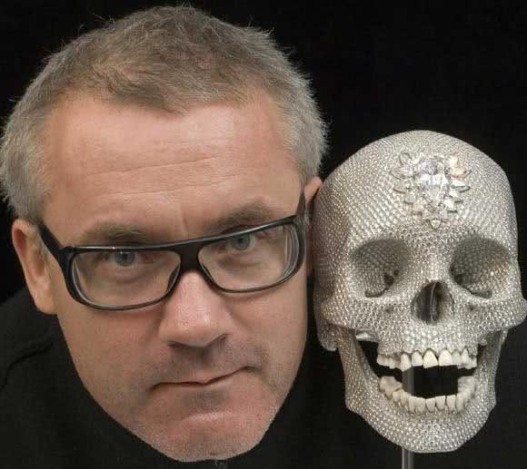 damien_hirst_craneo_diamantes