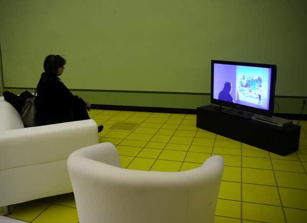 francis_alys_domino_canibal