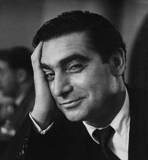 Robert_Capa_cuadrada