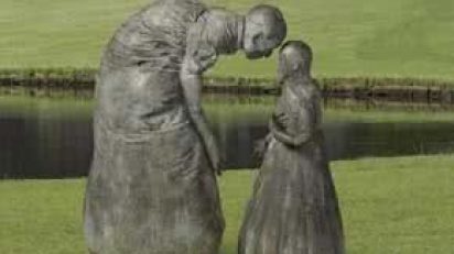 conversation_piece_juan_muoz