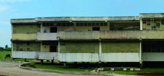 cuban_school_sancti_spiritus_2011_john_gerrard-1