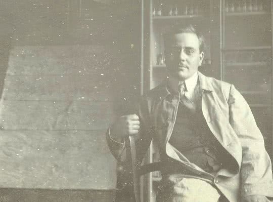 00520057_Page_1_Image_0001_540