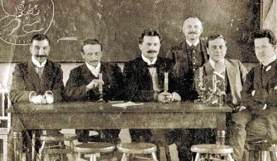 00520057_Page_2_Image_0004_540