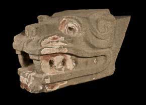 cabeza-de-serpiente-emplumada-templo-de-la-serpiente-emplumada-ciudadela-teotihuacan-250-dc-piedra-volcanica-estuco-y-p