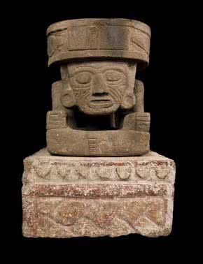 escultura-del-dios-del-fuego-huehueteotl-roca-volcanica-44-6-x-38-8-x-33-8-cm-altar-con-disenos-geometricos-en-relieve-p