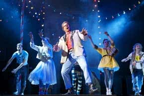 Cia._Propeller.The_Comedy_of_Errors_photos_by_Manuel_Harlan.16