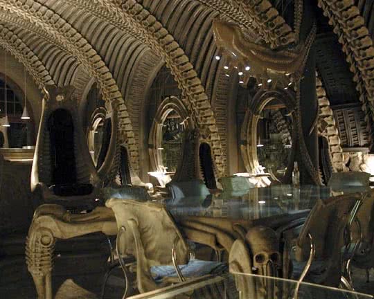 giger_bar