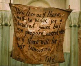 imagen-bajevic_women_at_work_washing_up