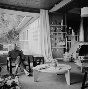 jean_prouve_in_his_house