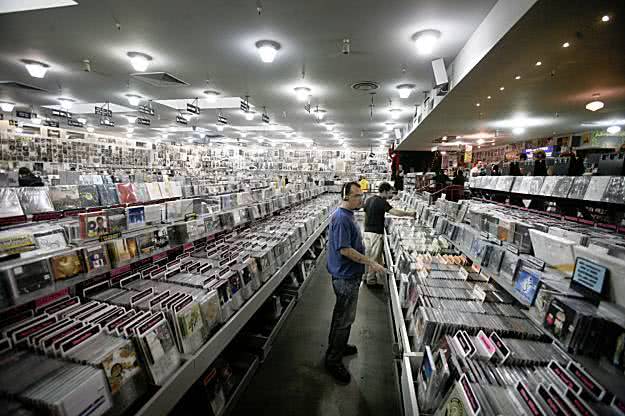 el_mercado_musical_sigue_cayendo