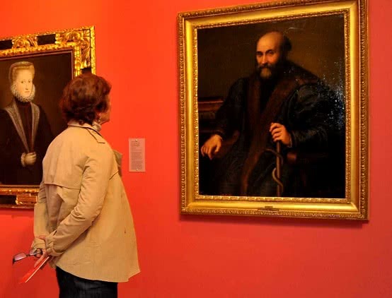 Estetica_de_la_edad_moderna_en_femenino