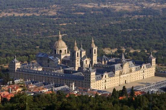 Vista_aerea_del_Monasterio_de_El_Escorial