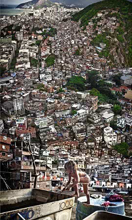 C._Jaguaribe_Menina_na_laje_2010