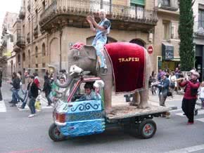 Ultim_itinerant_Elefant_Trapezi