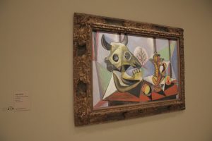 Pablo Picasso. Cráneo de toro, fruta y jarrón. 1939. Cleveland Museum of Art. Foto: Luis Martín.