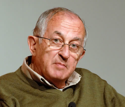 By Peter Groth (Own work) [CC-BY-SA-3.0 (http://creativecommons.org/licenses/by-sa/3.0)], via Wikimedia Commons.