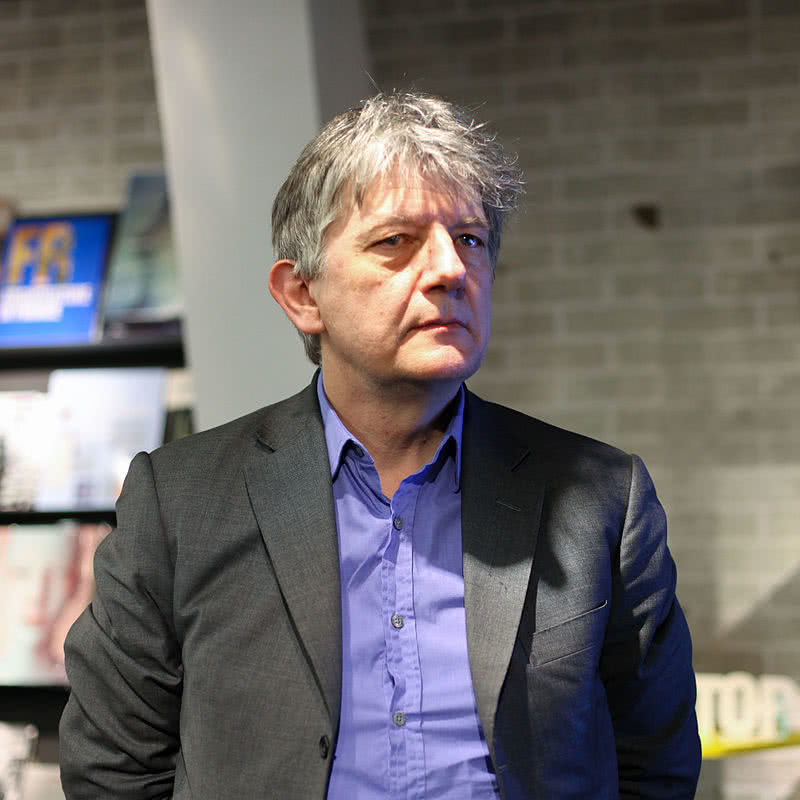 Strelka Institute for Media, Architecture and Design from Moscow, Russia - flickr: Deyan Sudjic presents his book "Language of things". https://www.flickr.com/photos/strelka/8634090417/sizes/l