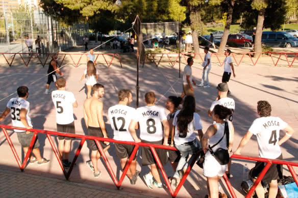 Elgatoconmoscas. El evento es fuera. C.I.T.I.: Centro de Investigación Técnicamente Imprevisible.