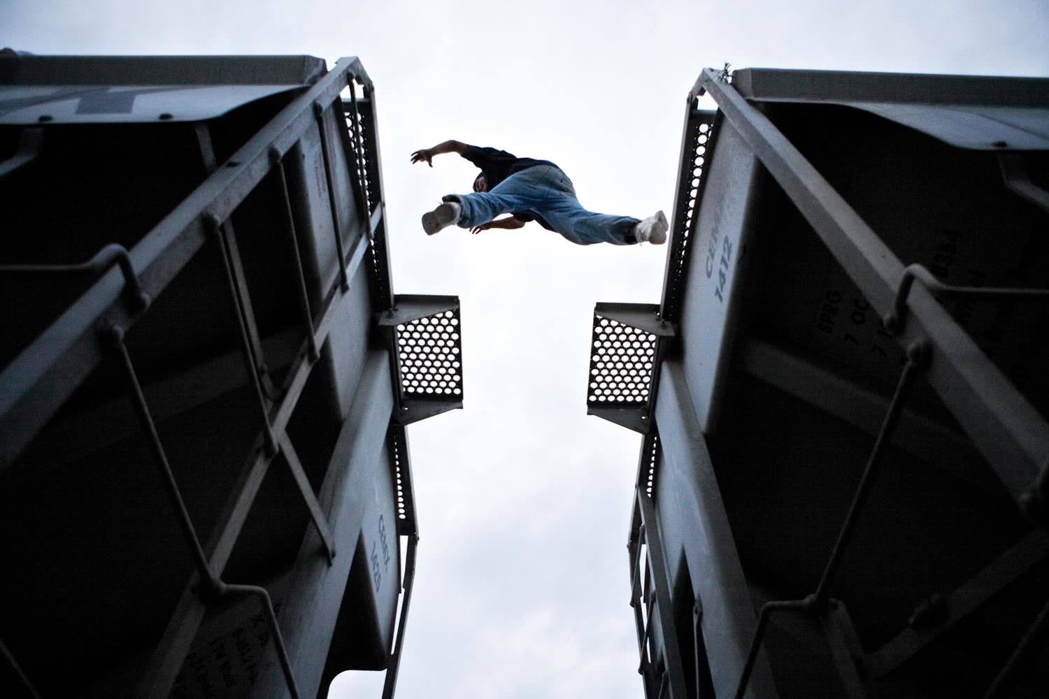 Ruido Photo. Sin título, de la serie En el camino. 2010. © Edu Ponces.