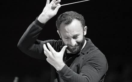 Kirill Petrenko (Photo: Wilfried Hösl)
