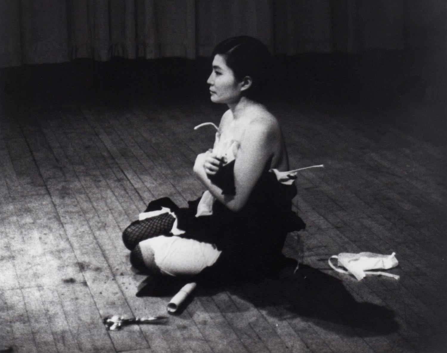 Yoko Ono. Cut Piece. 1964. Performed by Yoko Ono in New Works of Yoko Ono, Carnegie Recital Hall, New York, March 21, 1965. Photograph by Minoru Niizuma. © Minoru Niizuma. Courtesy Lenono Photo Archive, New York.