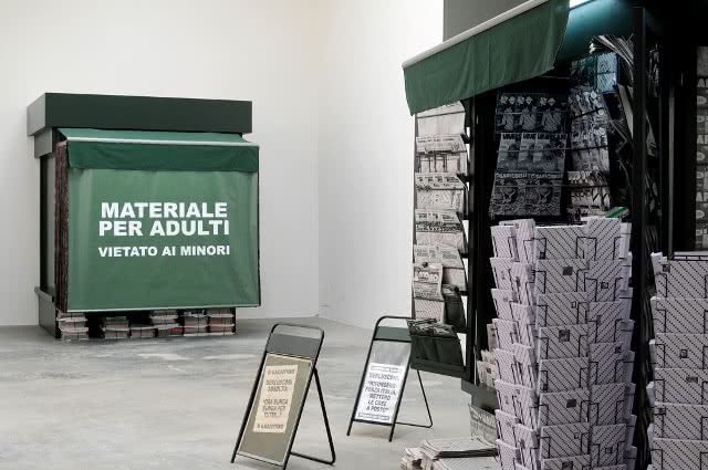 Francesc Ruiz en el Pabellón de España en la Bienal de Venecia.