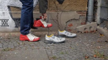 Sofia Hultén. Fotograma de Trucking, 2015. Cortesía de la artista. Daniel Marzona, Berlín; Galería Nordenhake, Estocolmo/Berlín; y Raebervon Stenglin, Zúrich.