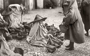 Bartolome Ros. Zoco del trigo, Tetuán (1928).