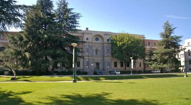 Fachada del Archivo Histórico Nacional. Madrid © Ministerio de Cultura.