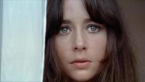 Emma Cohen en 'Al otro lado del espejo', de Jess Franco.