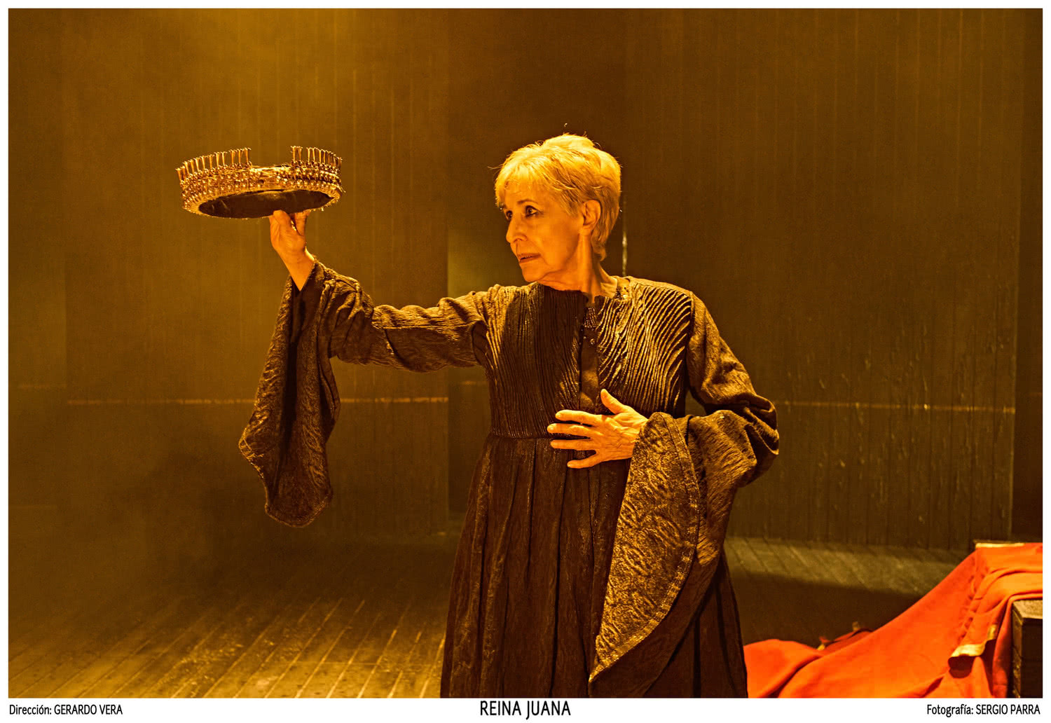 Concha Velasco en 'Reina Juana'. Foto: Sergio Parra.