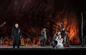 Il Trovatore. Foto: Clive Barba.