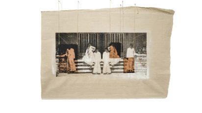 The Boys, 2015. Pintura y serigrafía sobre lienzo y cobre. 140x101 cm. Cortesía de la artista y Sabrina Amrani.