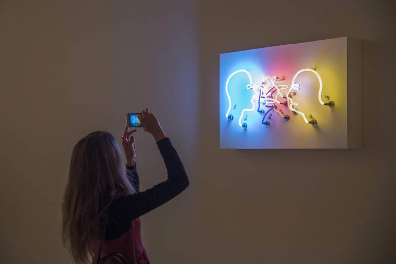 Bruce Nauman. Doble dedo en el ojo. 1985. Exposición 'Punto de Partida'. Colección Isabel y Agustín Coppel. Foto: Fundación Banco Santander.