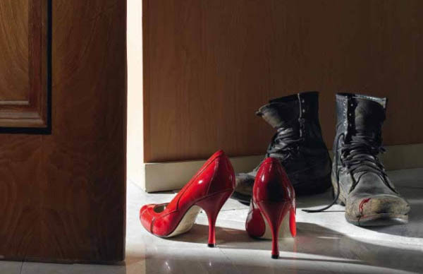 Untitled, 2008. © Shadi Ghadirian. Courtesy of Silk Road Gallery.