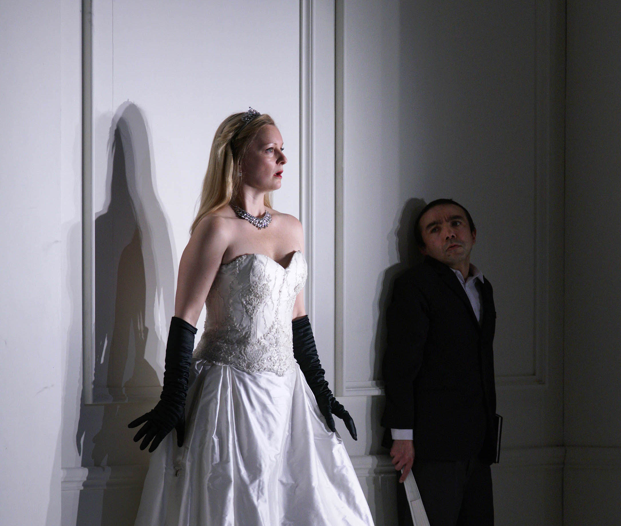 Rodelinda (Lucy Crow) y Flavio (Fabián Augusto Gómez). Fotógrafo @ Javier del Real / Teatro Real.