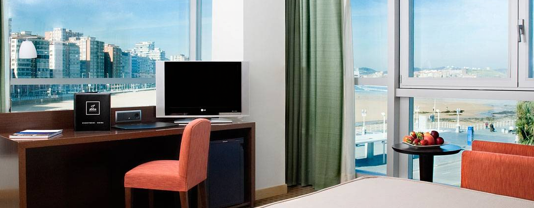Habitación del Hotel ABBA Gijón, sede de SuiteArtGijón.