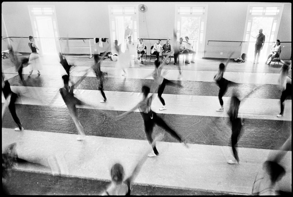 Elliot Erwitt. National ballet, Cuba.
