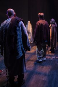 Los esclavos de mis esclavos.