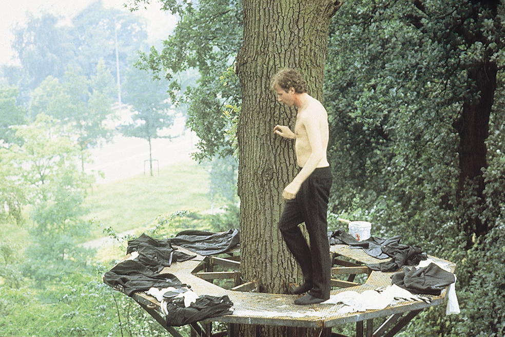 Pepe Espaliú, El nido, 1993.