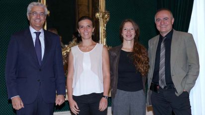 Ignacio García-Belenguer (director general del Teatro Real), Laura Furones (directora de Publicaciones), Rita Cosentino (coordinadora artística del Departamento Pedagógico) y Joan Matabosch (director artístico). @ Javier del Real / Teatro Real.