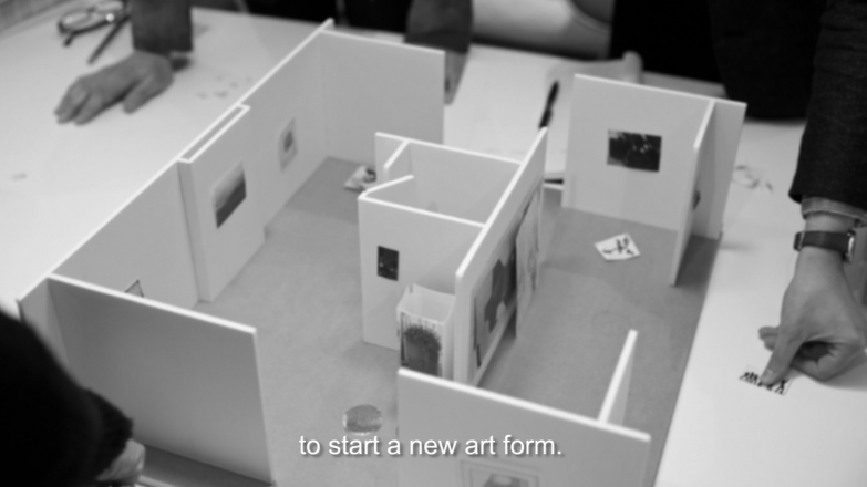 Cristina Garrido. Boothworks. Video digital monocanal. 16:9 HD con sonido, blanco y negro. 13'32'.