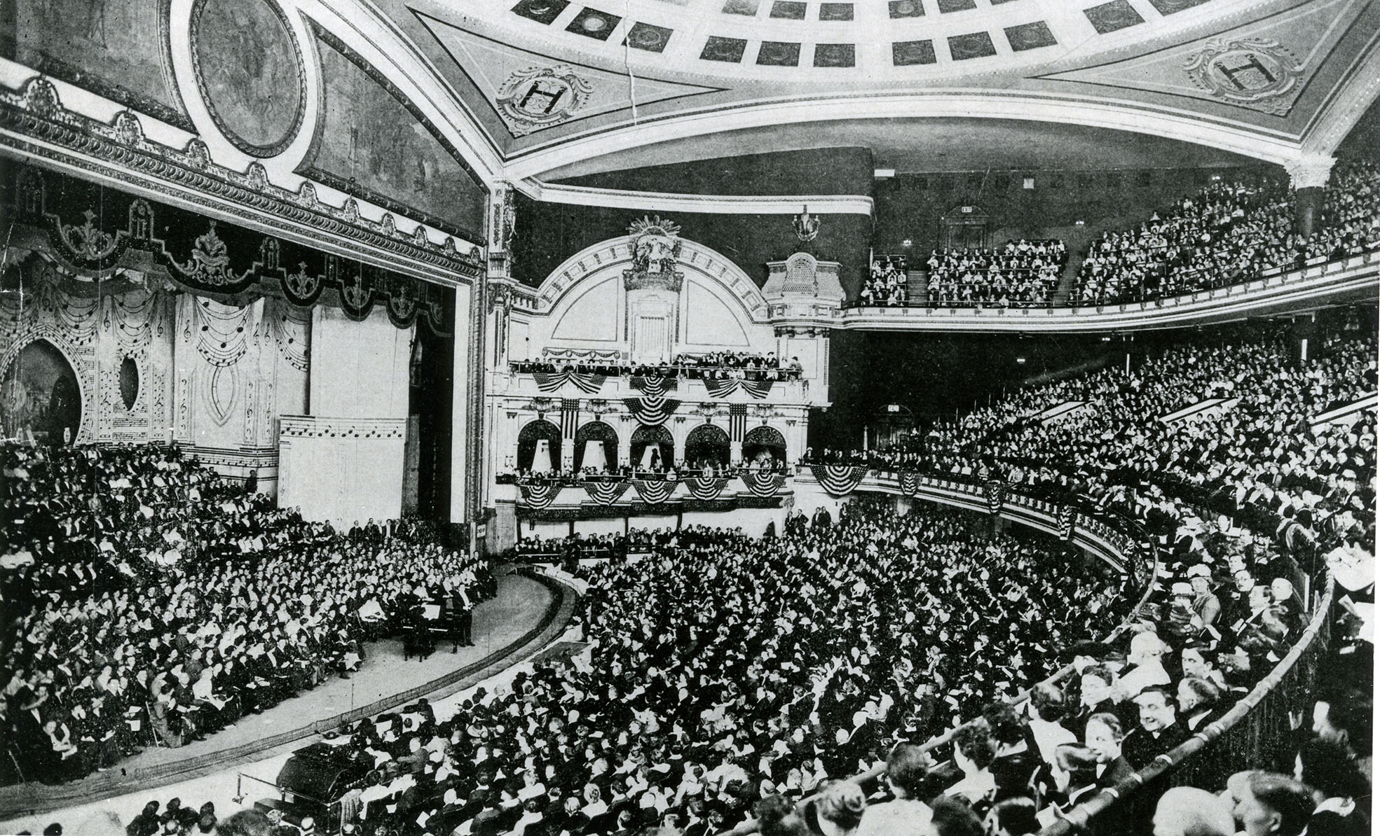 Los espectáculos de Marceline eran el principal reclamo de uno de los escenarios más importantes del mundo, el Hippodrome de Nueva York, con capacidad para más de 5.000 espectadores.