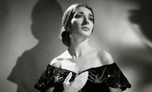 María Callas como Violetta de 'La Traviata' en la Royal Opera House (1958). Foto: Houston Rogers.