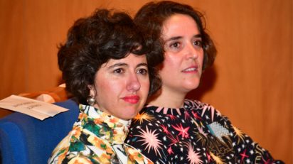 En primer plano, María África Cabanillas Casafranca.