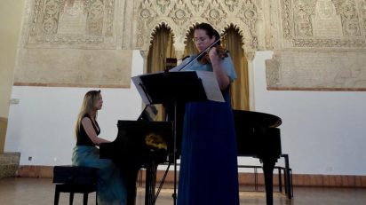 Cecilia Bercovich y Louiza Hamadi en el Museo Sefardí.
