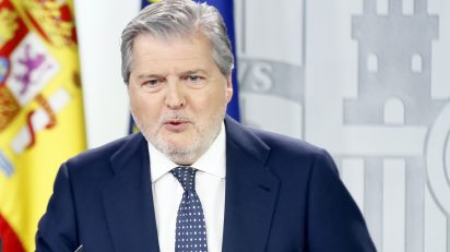 El ministro de Educación, Cultura y Deporte y portavoz del Gobierno, Íñigo Méndez de Vigo, durante la rueda de prensa posterior al Consejo de Ministros. Pool Moncloa / J.M. Cuadrado.