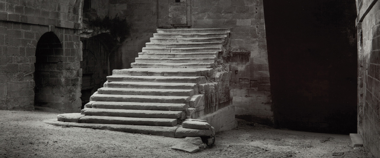 Montmajour, 1993. Fotografía a las sales de plata. 30 × 60 cm. Museu Nacional d’Art de Catalunya, Barcelona. Donación del artista, 2006. © Asociación Archivo Humberto Rivas.