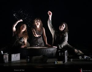 Claudia Huckle (Flosshilde), Isabella Gaudí (Woglinde), Maria Miró (Wellgunde). © Javier del Real | Teatro Real.